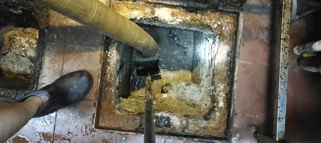 新郑污水池清理一般都有毒气，怎么预防中毒呢？